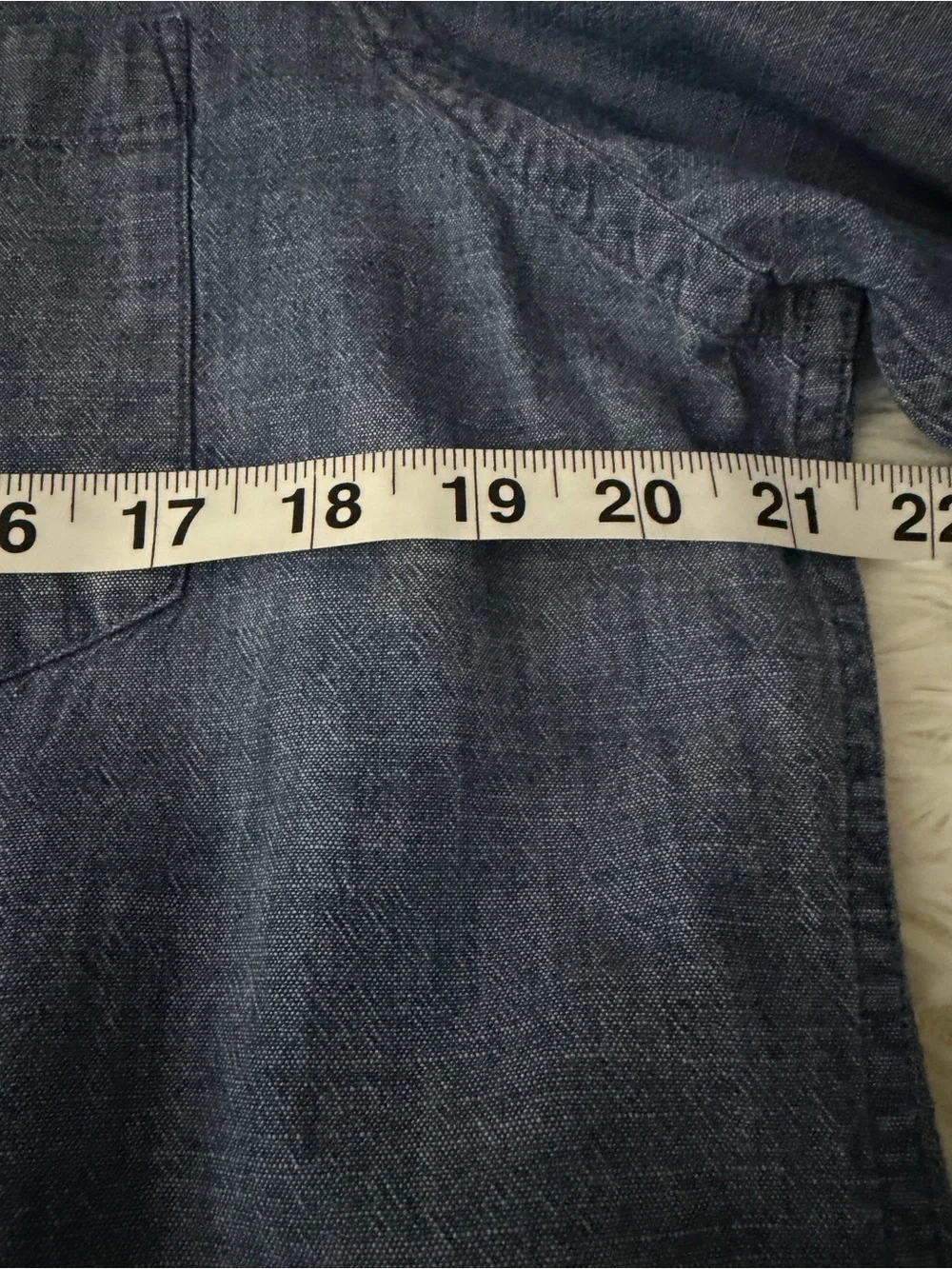 Banana Republic classic button